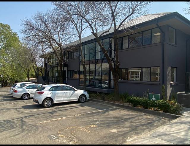 333M² OFFICE TO LET IN WOODMEAD